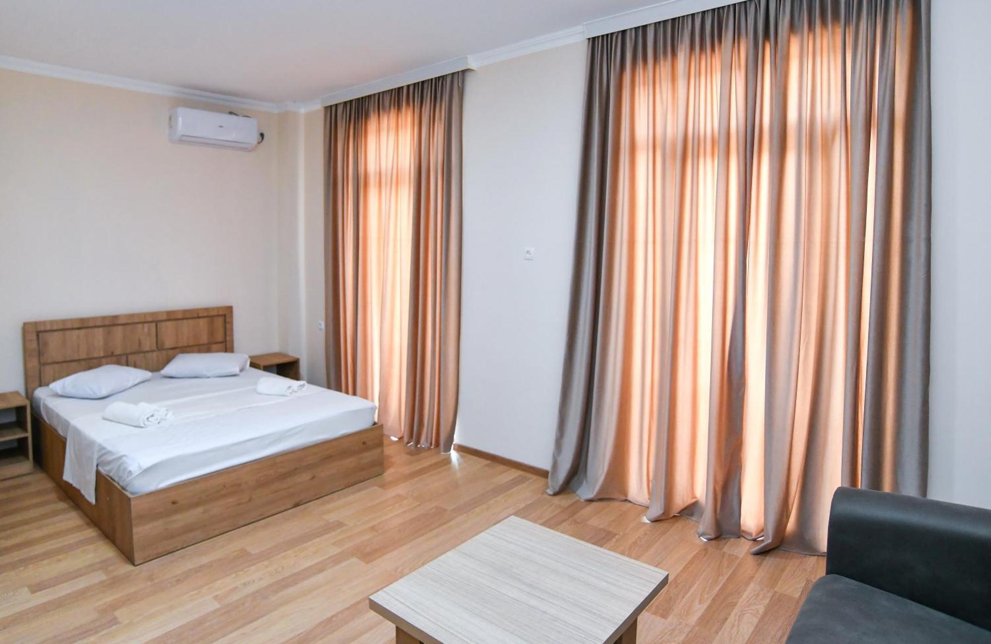 Just Inn คูทายสิ ภายนอก รูปภาพ